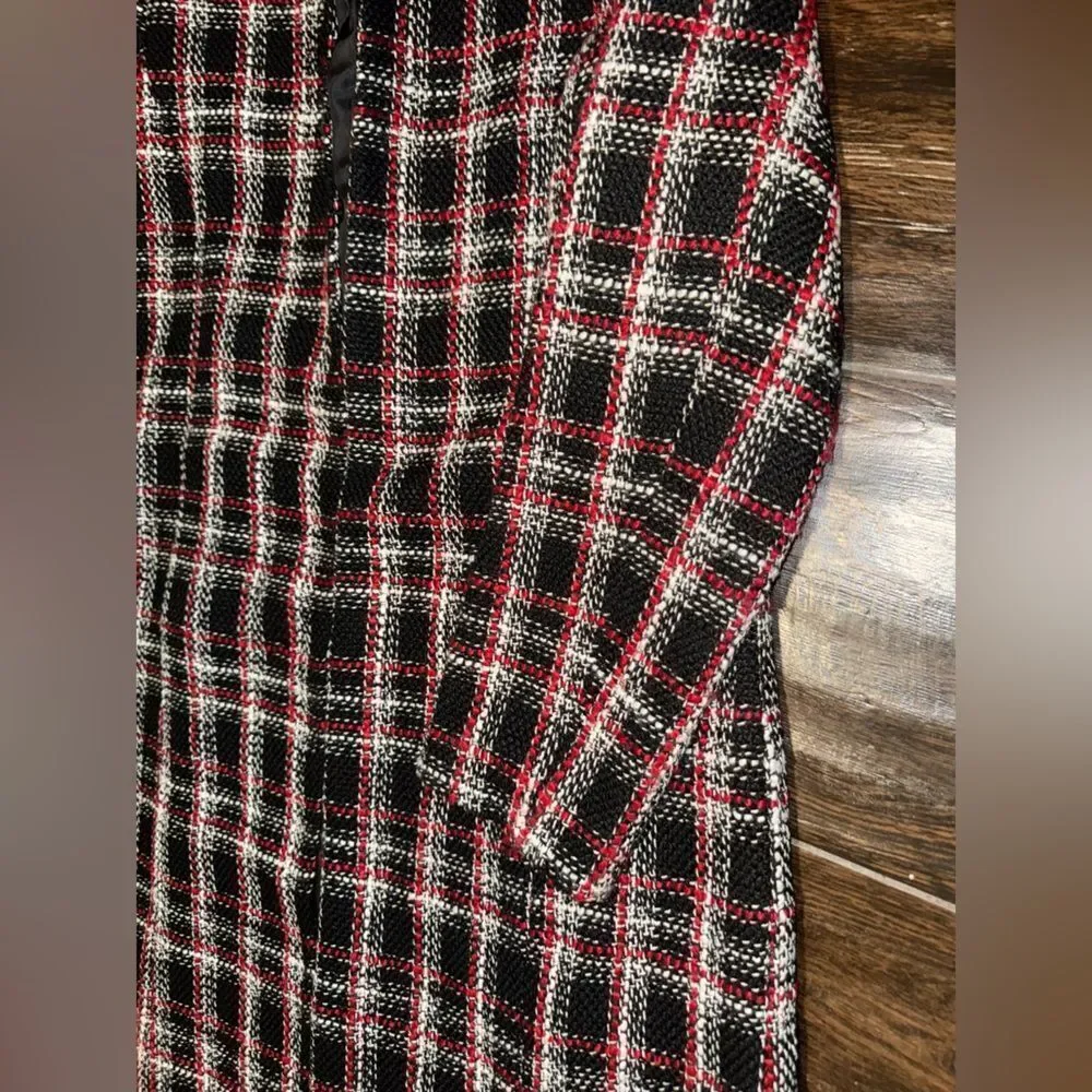 Calvin Klein Plaid Tweed Long Jacket Coat Black Red White Size 12 EUC Lined